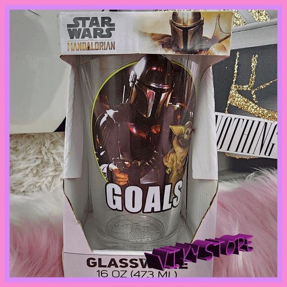 NWT 💖 Iconic Star Wars Mandalorian 16 oz Glass 💖 NWT - Picture 4 of 4